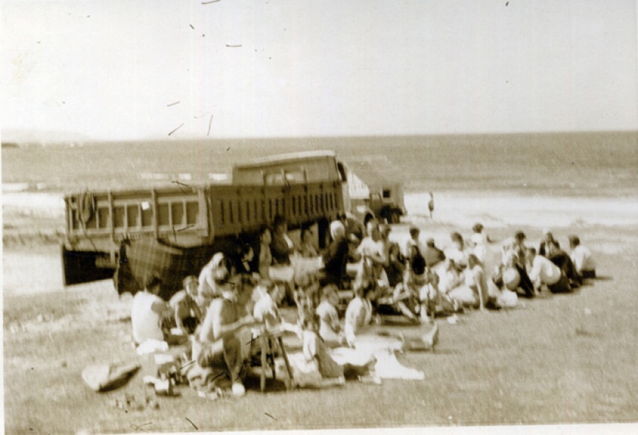 1952 - Un festivo de excursin a Razo